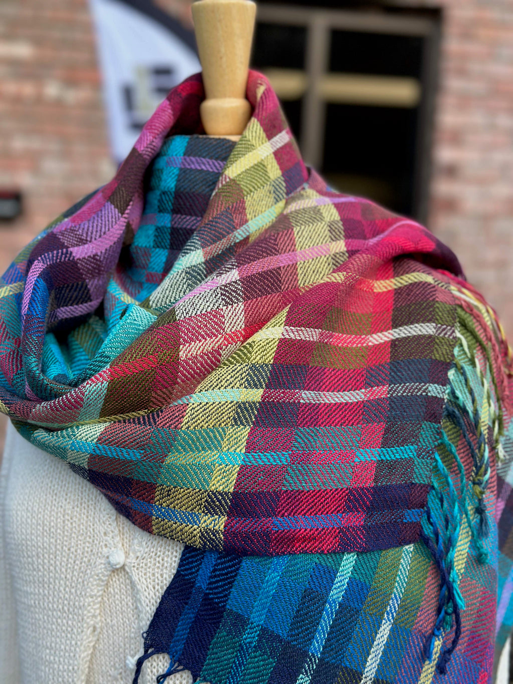 Colors of the Wind Linen Scarf - Pattern and Yarn Kit