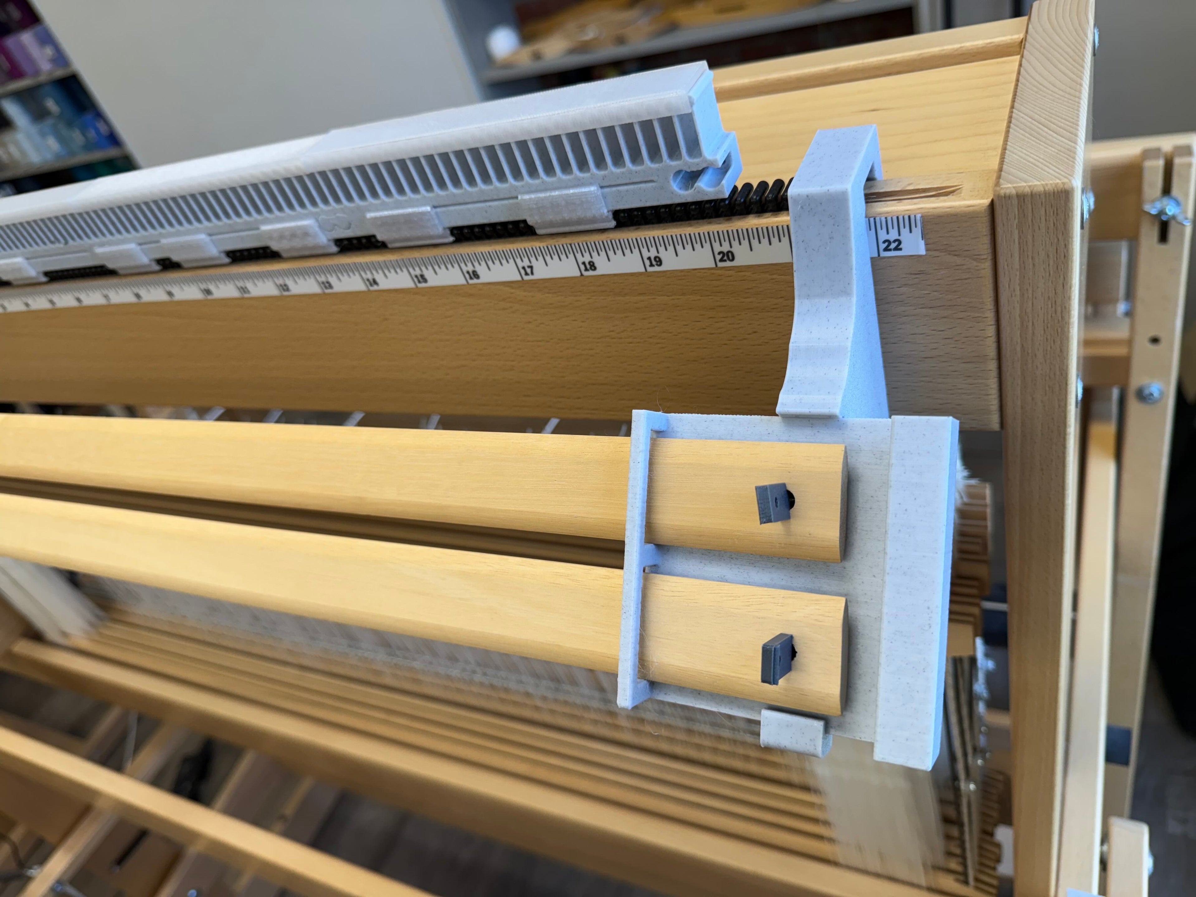 Helping Hands for the Louet Octado