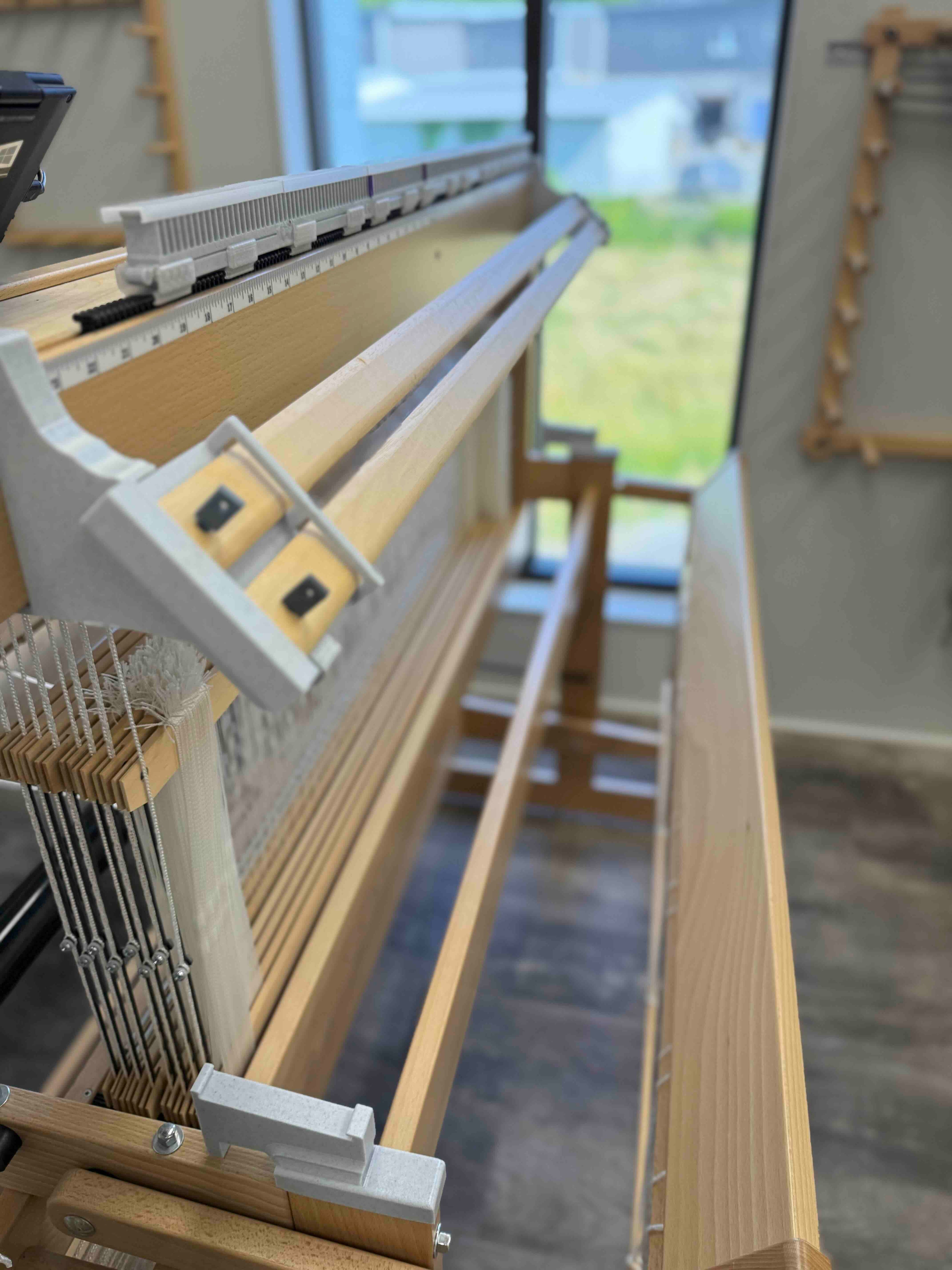 Helping Hands for the Louet Octado